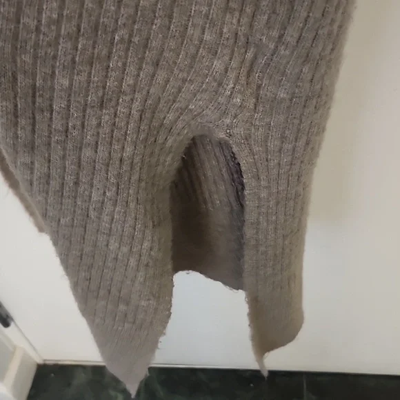 H&M Duster XS - Picture 3 of 5